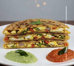 Egg Veechu Paratha