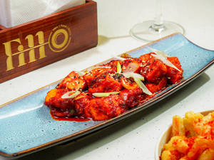Sriracha Glazed Paneer (12 Pcs)