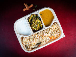 Andhra Veg Biryani With Babycorn Curry Leaf Dry Box