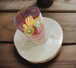Yummy Mix Fruit Pull Me Up Cake