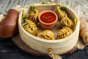 Chicken Peri Peri Momos half (steam)