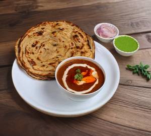 Dal makhani with laccha paratha