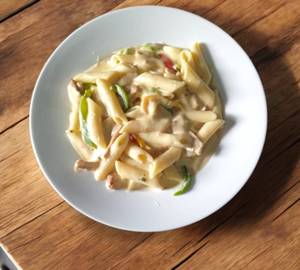 Pasta Alfredo Veg
