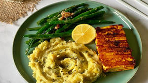 Grilled Paneer With Mashed Potato/sweet Potato