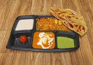 Veg Deluxe Thali