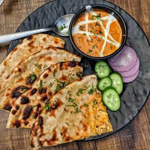 Cheese naan with gravy [2 pieces]