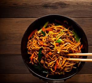Chowmein chilli paneer
