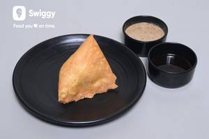 Samrat Samosa [1 Piece]