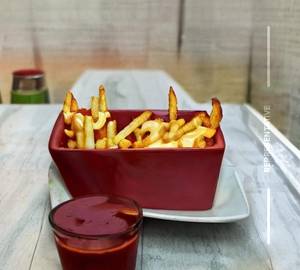 Peri peri cheese fries