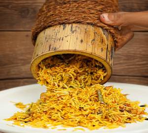 Bamboo biriyani