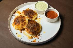 Ghee Nalla Karam Idly (3nos)
