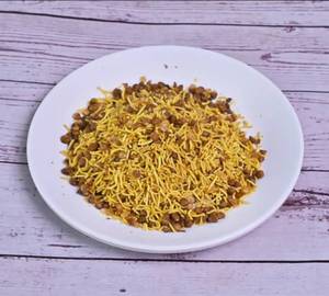 Dal moth (200 gm)
