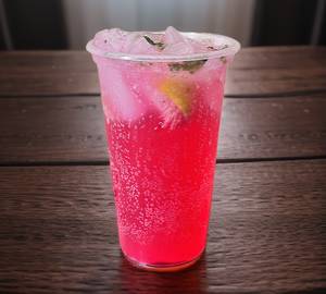 Strawberry mojito