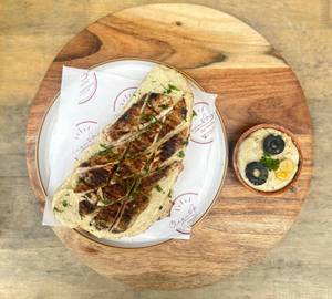 Hummus Toast - Chicken