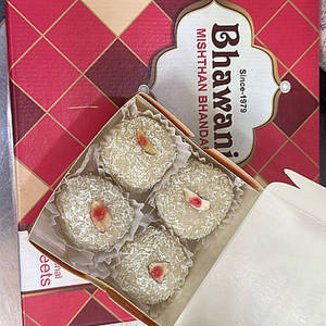 Coconut Ladoo