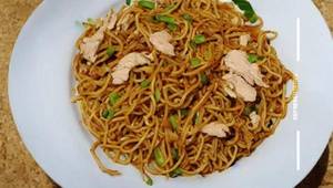 Special chicken noodles