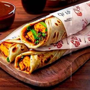 Paneer Chilli Roll