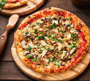 Kaju Veg Pizza 8inches