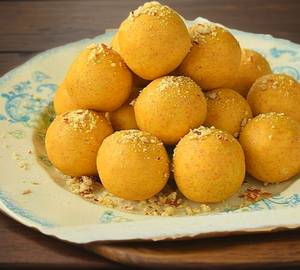 Besan Ladoo