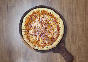 Double Cheese Margherita Pizza