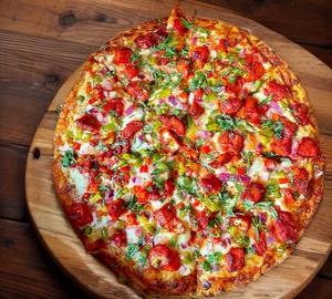 Spicy chicken pizza