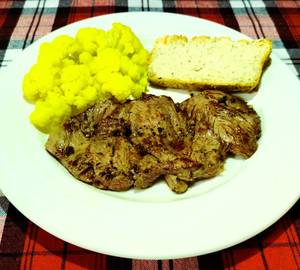 Pepper Roast Tenderloin (Keto)