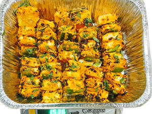 Paneer Lasooni Tikka (8 Pcs)