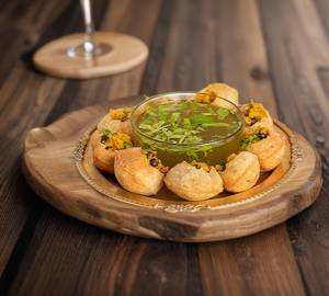 Ragi Pani Puri- Healthy Millet-Based, 18 Puri Pellets, Potato Masala, Black Chana, Pani, Chutney