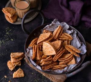 Namkeen mathi(15pc)