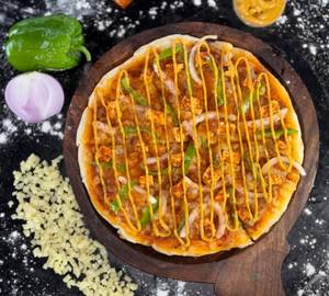 Paneer tikka pizza