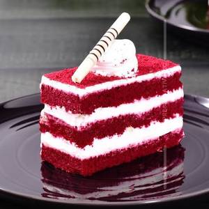 Red Velvet Pastry {1 Pc}                                          