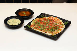 Tomato Onion Uttapam