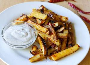 100 gm Chips + Curd                                  