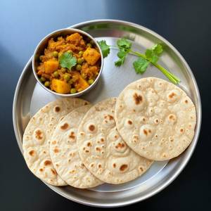 Aloo Matar with 3 Roti