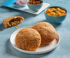 Kachori Party Pack (10 Pcs)