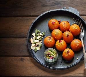 Gulab Jamun (One Peice)