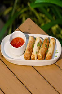Chilli Basil Spring Roll