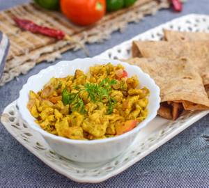 Chapati (4 Pcs) Served with Egg Bhurji