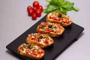 Tomato & Basil Pest Bruschetta
