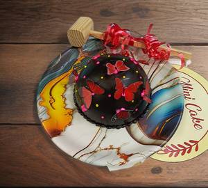 Kitkat Chocolate Butterfly Pinata Cake