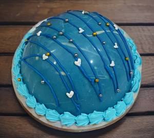 Birthday Chocolate Black Currant Dal Round Pinata Cake