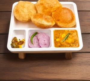 Bedmi Poori Sabzi