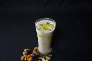 Pista Dry Fruit Milkshake