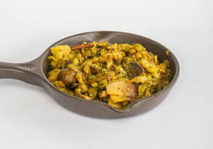 Surti Undhiyu