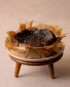 Dark Chocolate Burnt Basque Cheesecake (1kg)