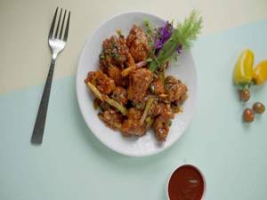 Chicken Manchurian Dry Bone Less