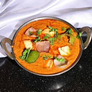 Kadai Paneer                 
