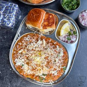 Pav Bhaji Paneer With Butter