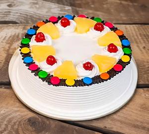 Pineappe Gems Cake