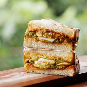 Egg & Avocado Sando